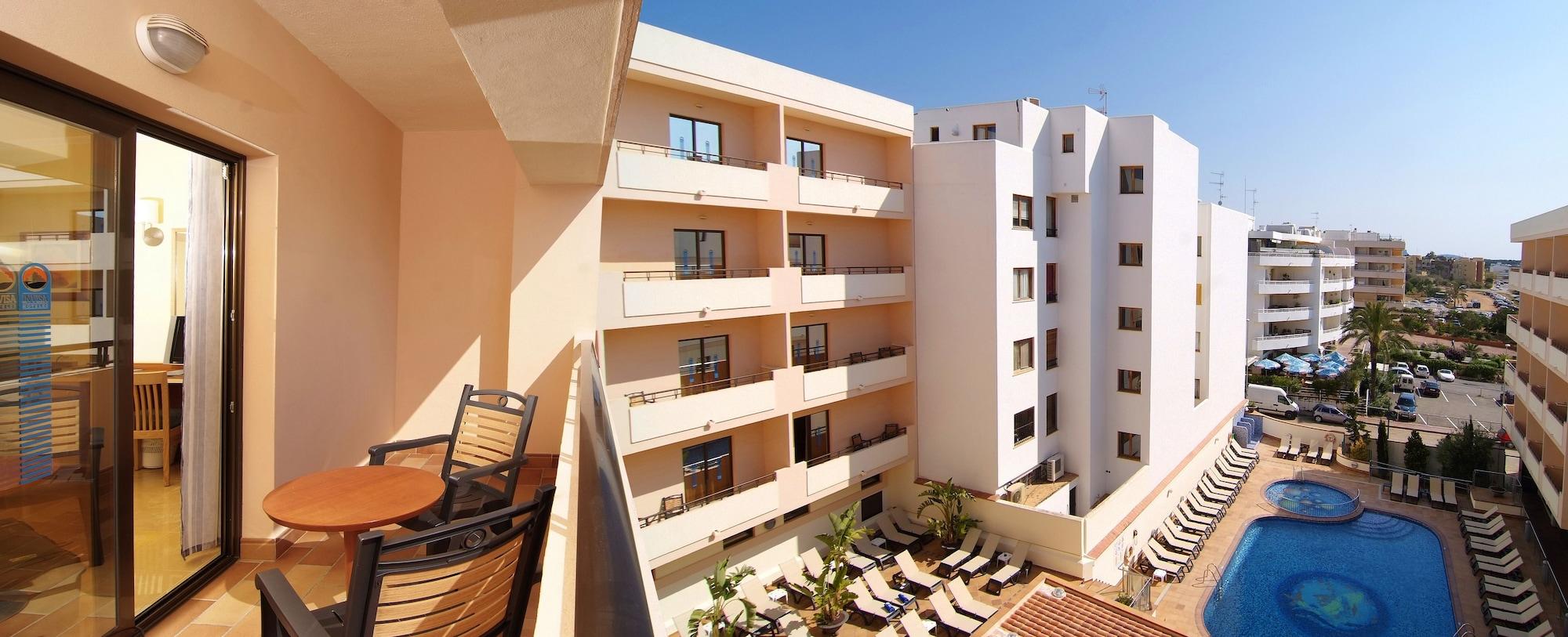 Invisa Hotel La Cala (Adults Only) Santa Eularia des Riu Ngoại thất bức ảnh